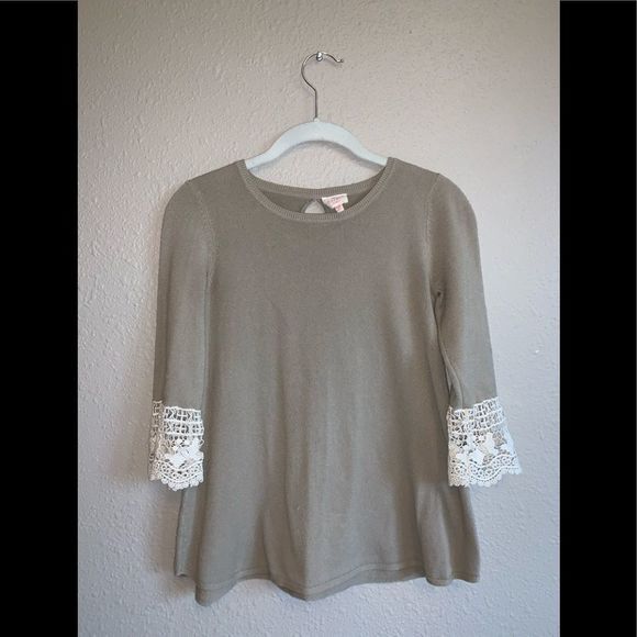 hayden top - Picture 1 of 3